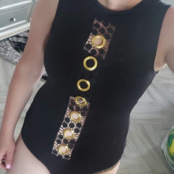 Bodysuits - Picture 3 of 4